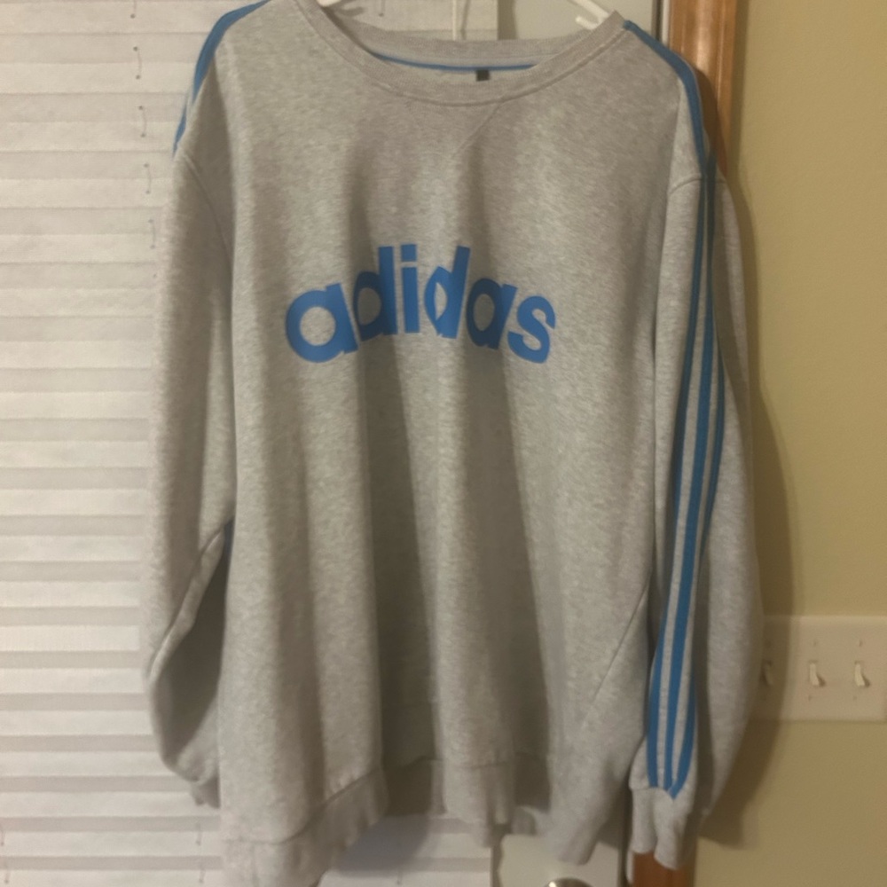 Men’s long sleeve sweatshirt
